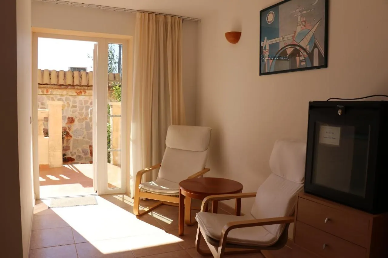 Guest house Fonda Las Palmeras Font de sa Cala